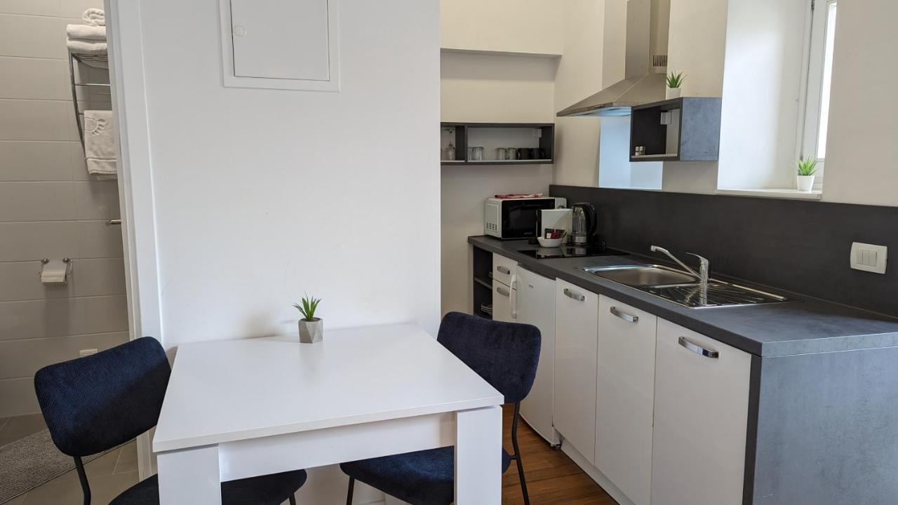 Berry Berry Studio Apartment ซาเกร็บ ภายนอก รูปภาพ